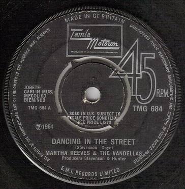 Martha Reeves & The Vandellas - Dancing In The Street